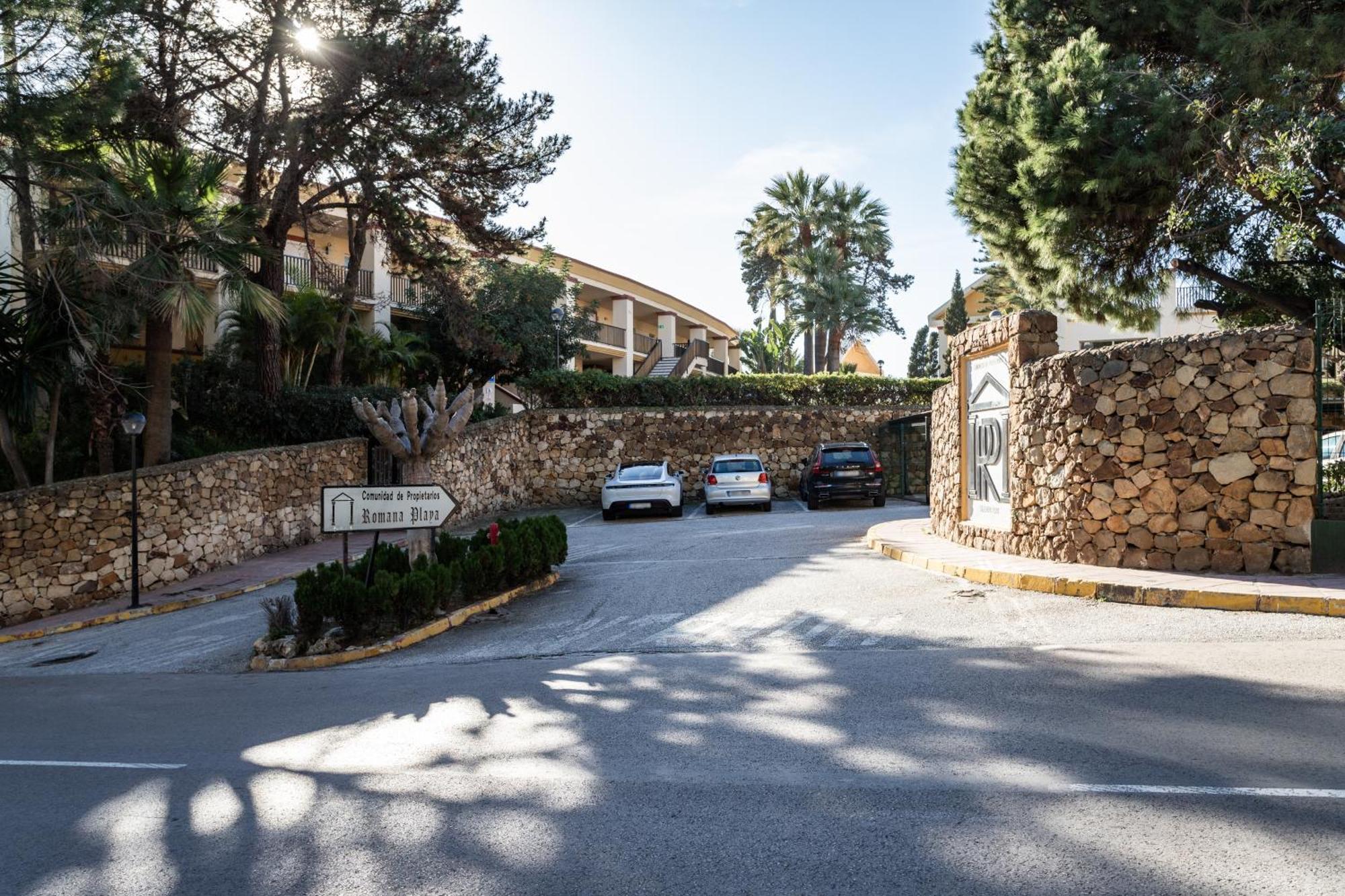 2 Estudios En La Romana Playa, Uno Con Vista Parcial Mar Y Otro Vista A La Piscina Apartamento *