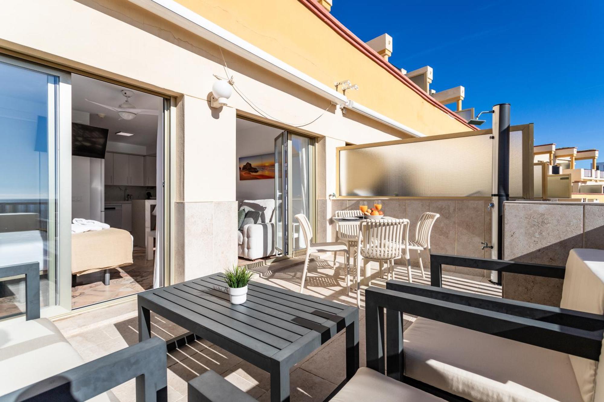 2 Estudios En La Romana Playa, Uno Con Vista Parcial Mar Y Otro Vista A La Piscina Apartamento