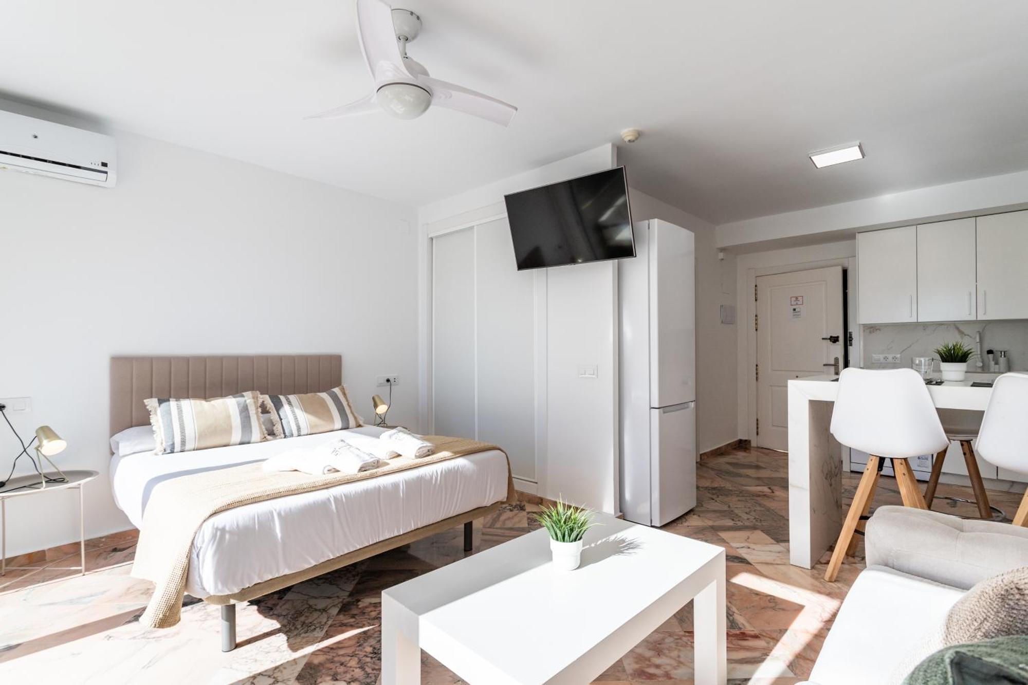 2 Estudios En La Romana Playa, Uno Con Vista Parcial Mar Y Otro Vista A La Piscina Apartamento Marbella