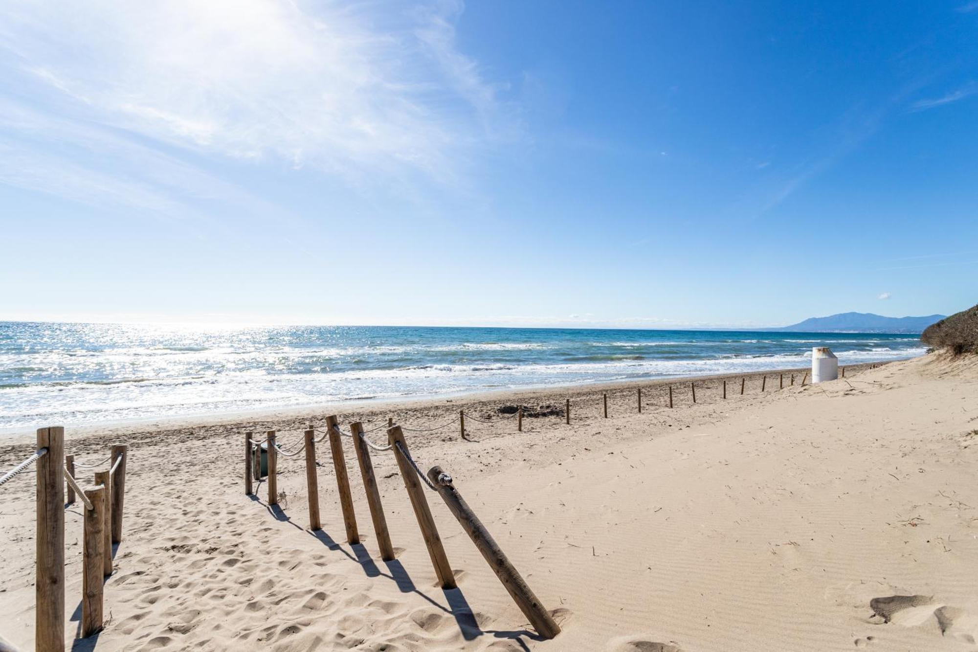 Apartamento 2 Estudios En La Romana Playa, Uno Con Vista Parcial Mar Y Otro Vista A La Piscina *