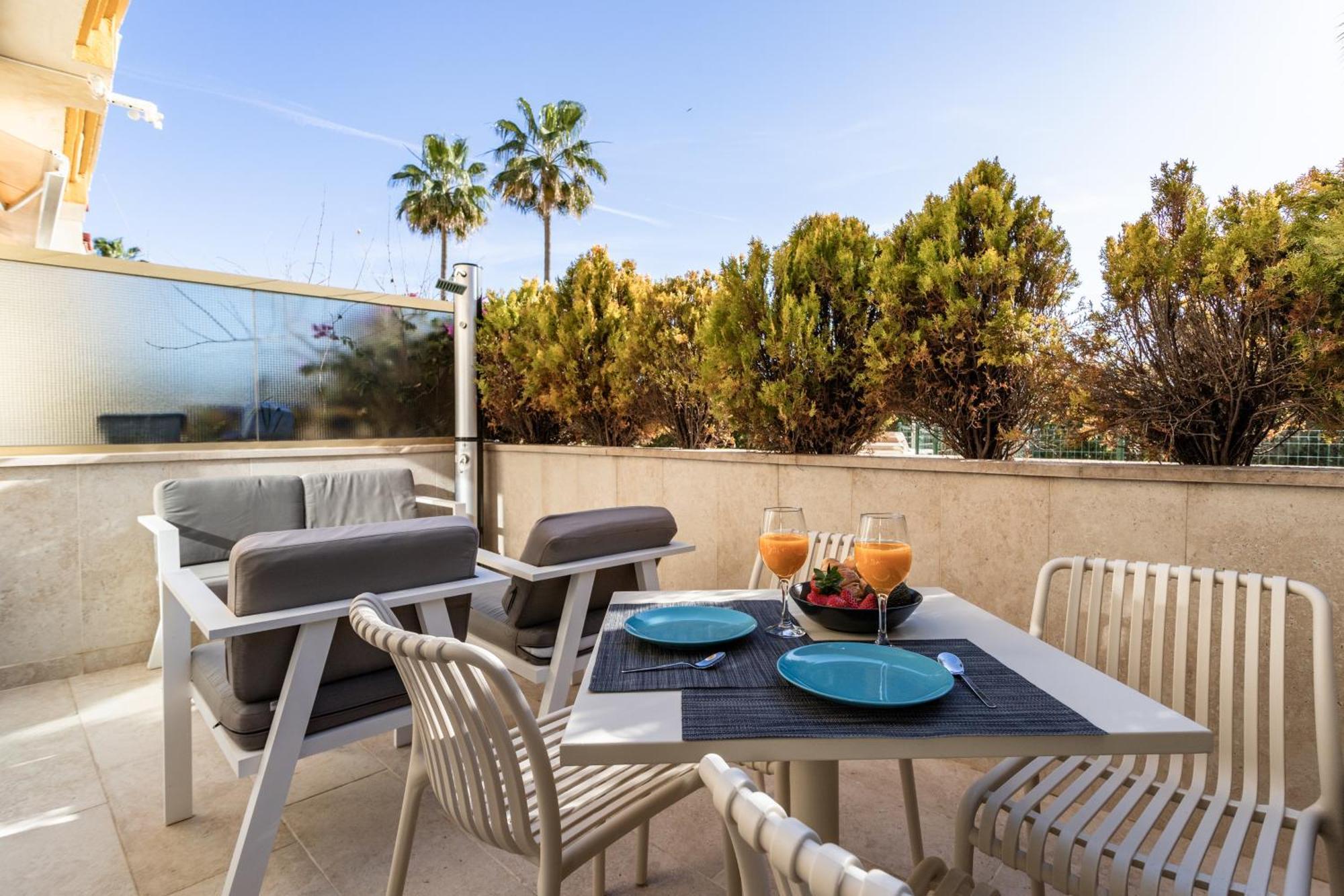 2 Estudios En La Romana Playa, Uno Con Vista Parcial Mar Y Otro Vista A La Piscina Apartemen *
